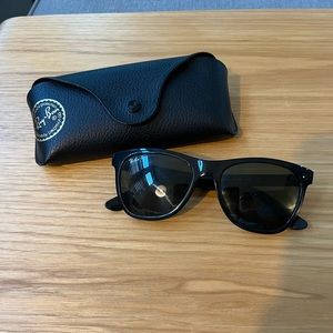 Ray-Ban Black Sunglasses